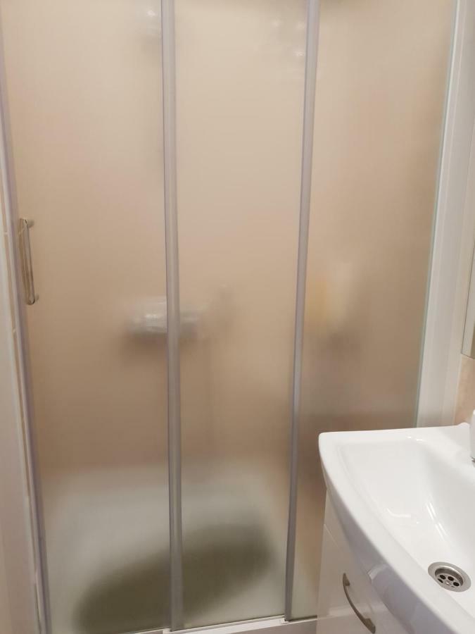 Fami Superior One Bedroom Apartment Рієка Екстер'єр фото